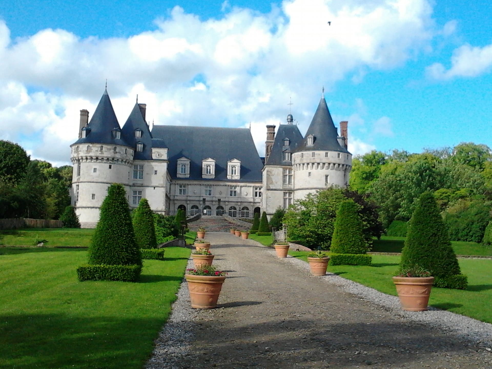 Château de Mesnières, Mesnières-en-Bray, France